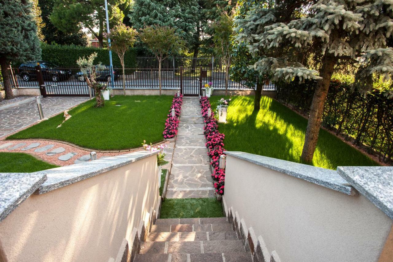 B&B Villa Aurora Бругерио Экстерьер фото